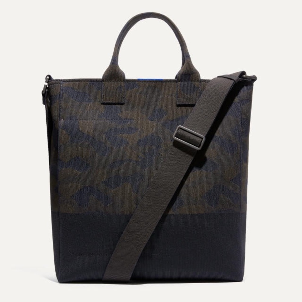 Rothy’s The Carryall - Woodland Camo